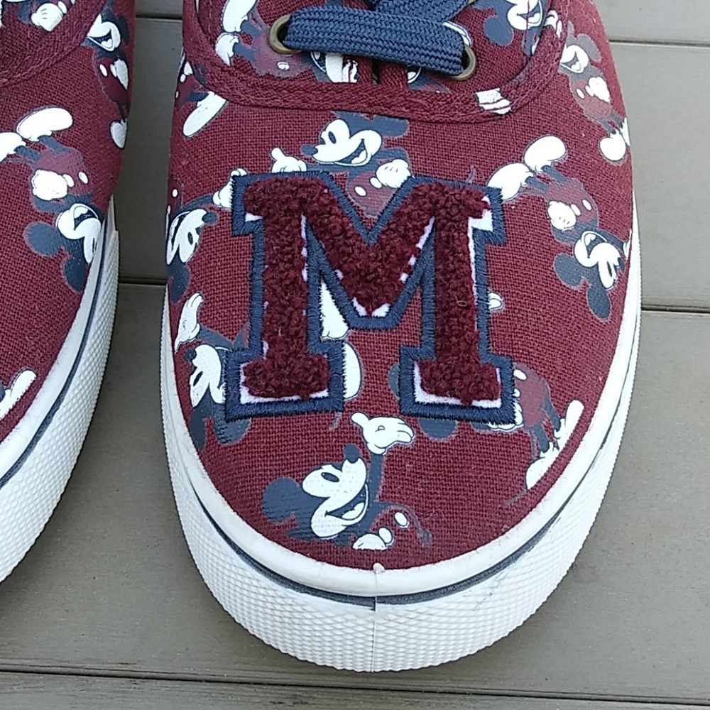 Disney shoes - Picture 2 of 10